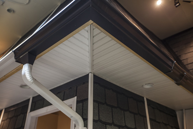 Affordable-Quality-Roofing-Vancouver-Showroom-00013